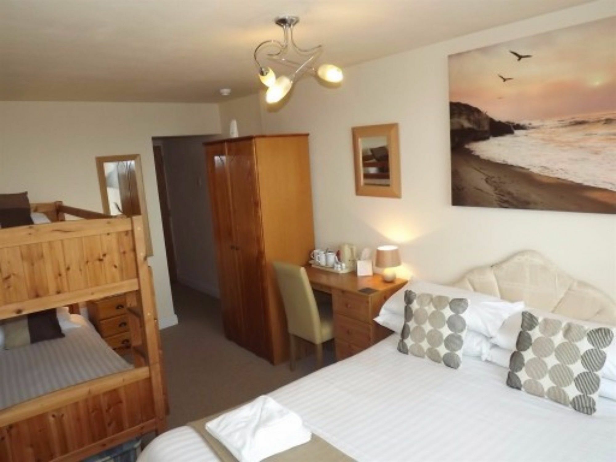 Balmoral 3*