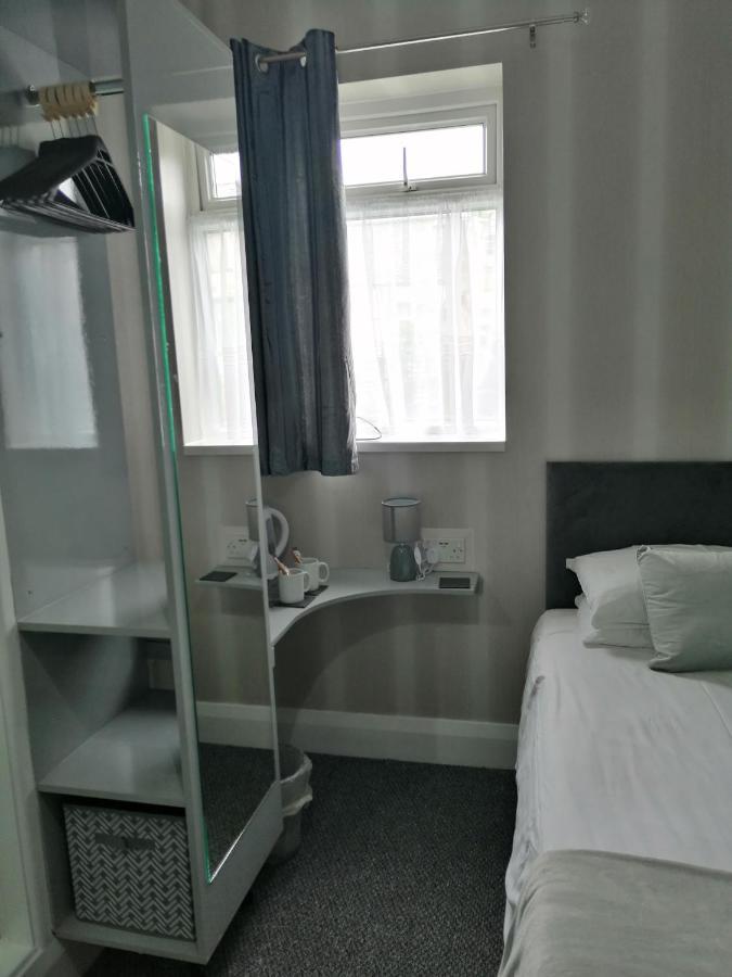 Balmoral 3*
