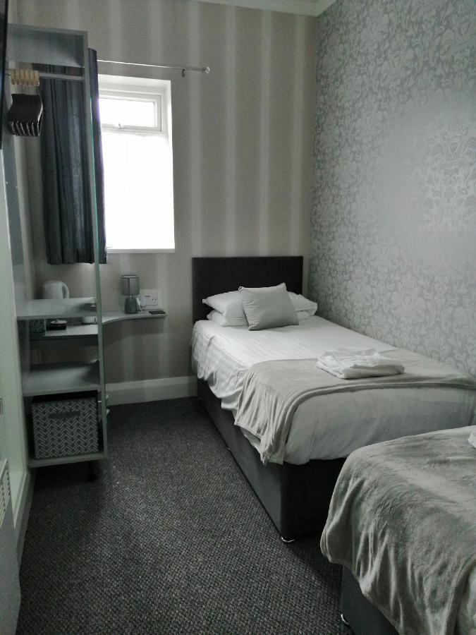 Balmoral 3*